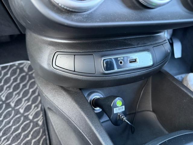 ５００Ｘ ポップスター　プラス　５人乗り　２ＷＤ　正規ディーラー車　バックカメラ　シートヒーター　茶革シート　クルーズコントロール　ブラインドスポットモニター　Ｂｌｕｅｔｏｏｔｈ　ＥＴＣ　純正ＡＷ　スペアキー　プッシュスタート（78枚目）