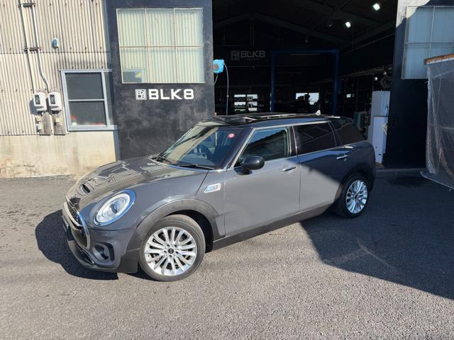 ＭＩＮＩ クーパーＳＤ　クラブマン　クーパーＳＤ　５人乗り　２ＷＤ　正規Ｄ　Ｂカメラ　アイドリングストップ　クリアランスソナー　ツインサンルーフ　ＥＴＣ　クルーズコントロール　ステアリングスイッチ　Ｂｌｕｅｔｏｏｔｈ　純正ナビ　純正ＡＷ（23枚目）