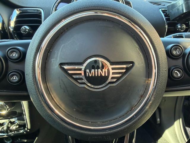 ＭＩＮＩ クーパーＳＤ　クラブマン　クーパーＳＤ　５人乗り　２ＷＤ　正規Ｄ　Ｂカメラ　アイドリングストップ　クリアランスソナー　ツインサンルーフ　ＥＴＣ　クルーズコントロール　ステアリングスイッチ　Ｂｌｕｅｔｏｏｔｈ　純正ナビ　純正ＡＷ（58枚目）