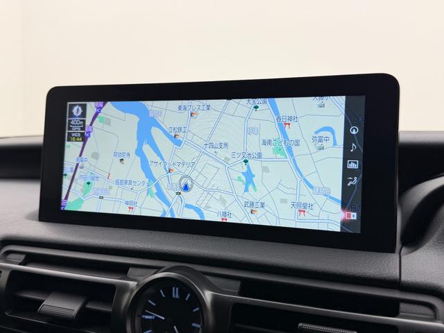 IS IS300h バージョンL AWD パノラミックビューモニター 19インチAW 三眼フルLEDヘッドランプ ブラインドスポットモニター ステアリングヒーター オートマチックハイビーム セミアニリン本革 ドライブレコーダー(29枚目)