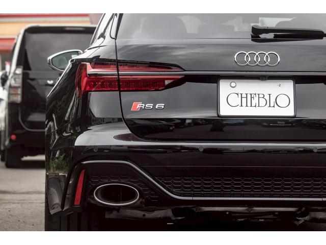 ＲＳ６アバント ベースグレード　ワンオーナー／純正可変マフラ／バンク＆オルフセン／パノラマサンルーフ／カーボンインテリア／アンビエントライト／ミシュランタイヤ／ソフトクローズ／ＨＤマトリクス／正規Ｄ記録簿／ブラックスタイリング（9枚目）