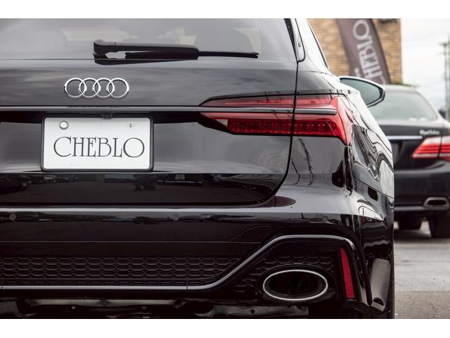 ＲＳ６アバント ベースグレード　ワンオーナー／純正可変マフラ／バンク＆オルフセン／パノラマサンルーフ／カーボンインテリア／アンビエントライト／ミシュランタイヤ／ソフトクローズ／ＨＤマトリクス／正規Ｄ記録簿／ブラックスタイリング（10枚目）