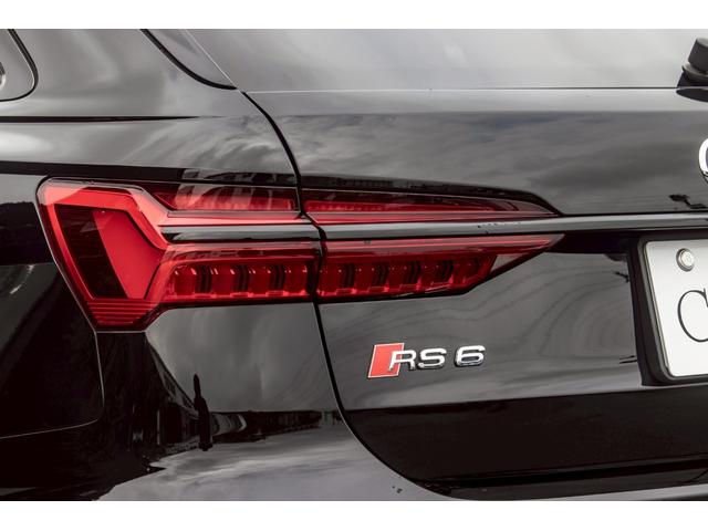 ＲＳ６アバント ベースグレード　ワンオーナー／純正可変マフラ／バンク＆オルフセン／パノラマサンルーフ／カーボンインテリア／アンビエントライト／ミシュランタイヤ／ソフトクローズ／ＨＤマトリクス／正規Ｄ記録簿／ブラックスタイリング（29枚目）