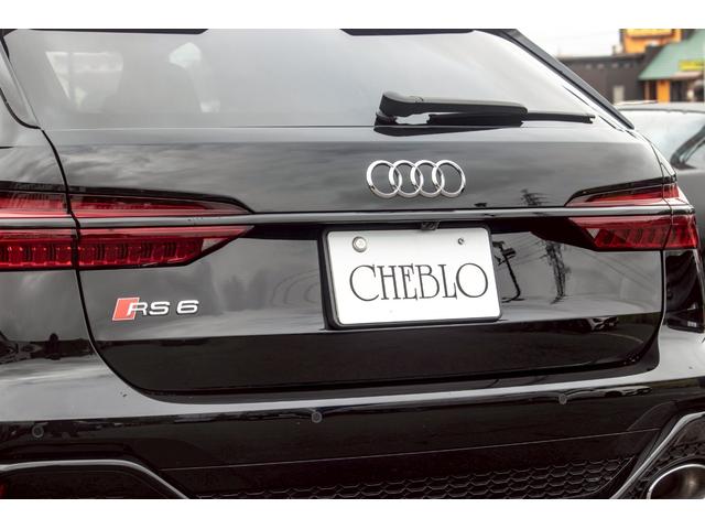 ＲＳ６アバント ベースグレード　ワンオーナー／純正可変マフラ／バンク＆オルフセン／パノラマサンルーフ／カーボンインテリア／アンビエントライト／ミシュランタイヤ／ソフトクローズ／ＨＤマトリクス／正規Ｄ記録簿／ブラックスタイリング（33枚目）