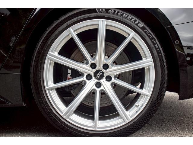 ＲＳ６アバント ベースグレード　ワンオーナー／純正可変マフラ／バンク＆オルフセン／パノラマサンルーフ／カーボンインテリア／アンビエントライト／ミシュランタイヤ／ソフトクローズ／ＨＤマトリクス／正規Ｄ記録簿／ブラックスタイリング（40枚目）