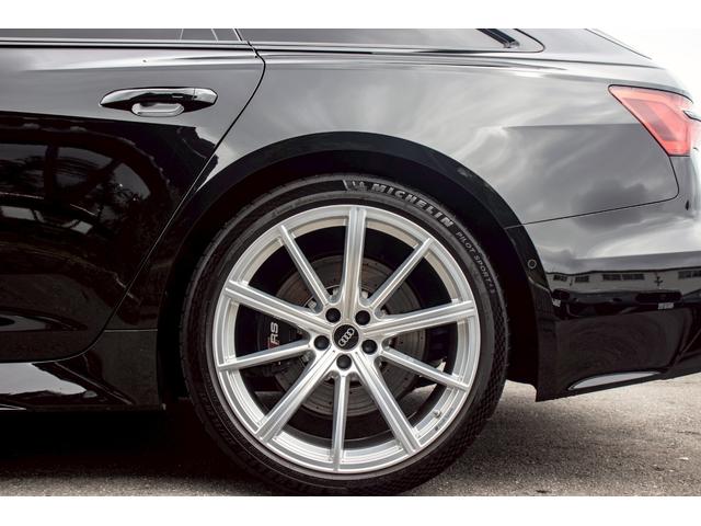 ＲＳ６アバント ベースグレード　ワンオーナー／純正可変マフラ／バンク＆オルフセン／パノラマサンルーフ／カーボンインテリア／アンビエントライト／ミシュランタイヤ／ソフトクローズ／ＨＤマトリクス／正規Ｄ記録簿／ブラックスタイリング（42枚目）