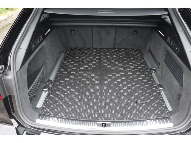 ＲＳ６アバント ベースグレード　ワンオーナー／純正可変マフラ／バンク＆オルフセン／パノラマサンルーフ／カーボンインテリア／アンビエントライト／ミシュランタイヤ／ソフトクローズ／ＨＤマトリクス／正規Ｄ記録簿／ブラックスタイリング（71枚目）