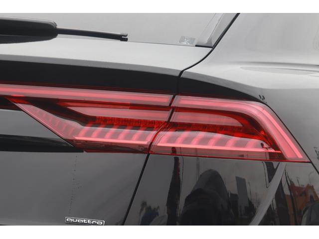 Ｑ８ ５５ＴＦＳＩクワトロ　デビューパッケージラグジュアリ　ＴＷＳ２２インチＡＷ／コンフォートアシスタンスＰＫＧ／マトリクスヘッドライト／パワークローズドア／ベンチレーション／地デジフルセグ・ＴＶキャンセラー（33枚目）