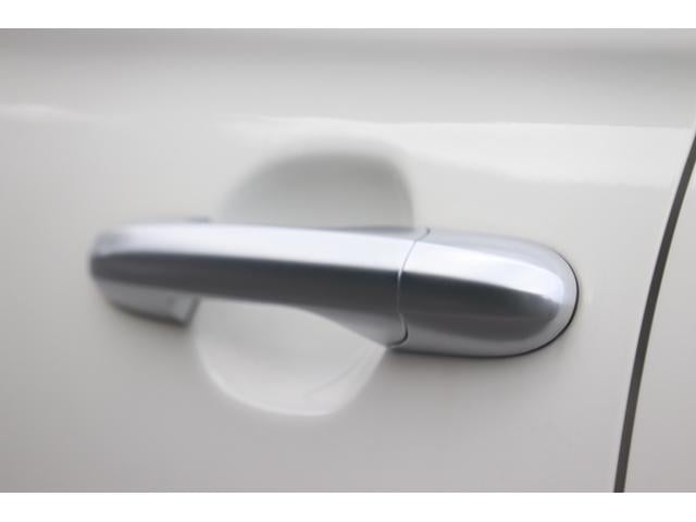 アバルト595 ツーリズモ ASSO17インチAW/タイベルWP交換済み(R7.3)/社外ナビ/地デジ/Bカメラ/赤革/ドラレコ(41枚目)