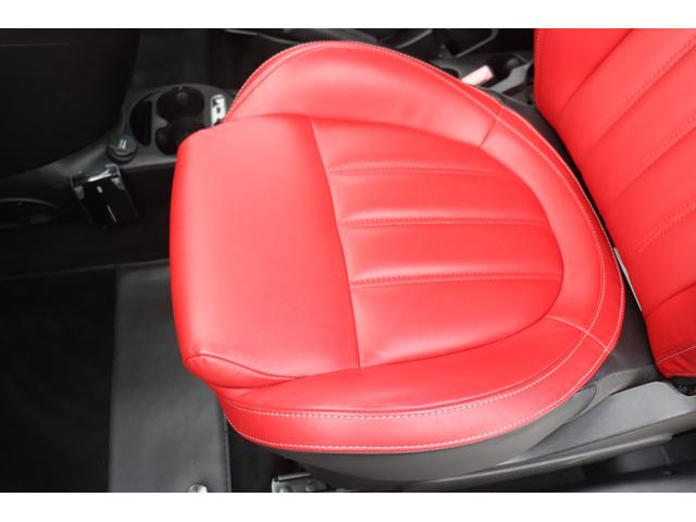 アバルト595 ツーリズモ ASSO17インチAW/タイベルWP交換済み(R7.3)/社外ナビ/地デジ/Bカメラ/赤革/ドラレコ(51枚目)