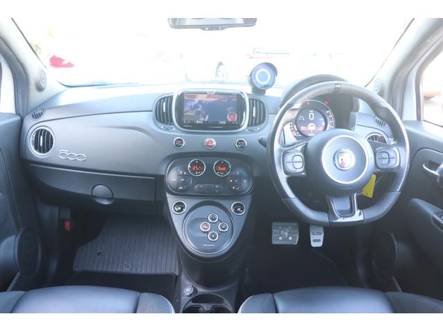 アバルト５９５ コンペティツィオーネ　ＯＺ　ＲＡＣＩＮＧ１８インチＡＷ／ＴＥＺＺＯスロコン／社外ナビ／地デジフルセグ／Ｂカメラ／ドラレコ／ＥＴＣ（13枚目）