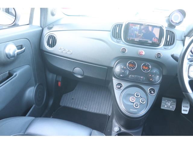 アバルト５９５ コンペティツィオーネ　ＯＺ　ＲＡＣＩＮＧ１８インチＡＷ／ＴＥＺＺＯスロコン／社外ナビ／地デジフルセグ／Ｂカメラ／ドラレコ／ＥＴＣ（47枚目）