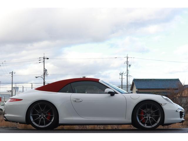 ９１１ ９１１カレラＳ　カブリオレ　左Ｈ　ＰＤＫ　鍛造２１インチＡＷ　スポーツクロノＰＫＧ　スポーツエキゾースト　ＫＷ車高調　ＢＯＳＥスピーカー　ＰＡＳＭ（15枚目）