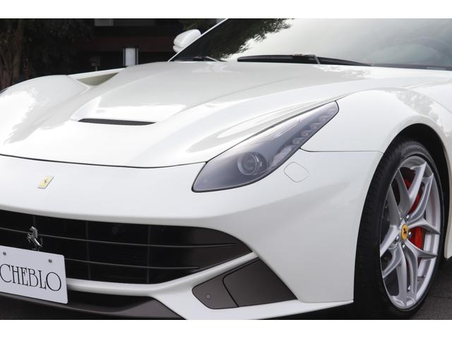 Ｆ１２ベルリネッタ 　正規Ｄ車／サスペンションリフター／リアビューカメラ／カーボン／２０インチＡＷ（22枚目）