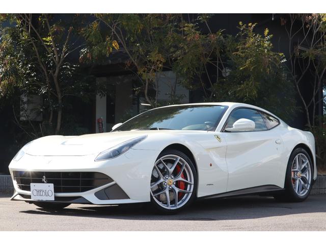 Ｆ１２ベルリネッタ 　正規Ｄ車／サスペンションリフター／リアビューカメラ／カーボン／２０インチＡＷ（72枚目）