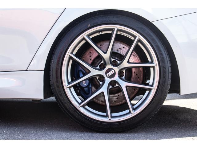 Ｍ３ Ｍ３　カーボンルーフ／ＢＢＳ１９ｉｎ／カーボンスプリッター／カーボントランクスポイラー／アルカンターラ巻ステアリング／カーボンインテリア／デイライトコーディング／社外ダウンパイプ／パドルシフト（25枚目）