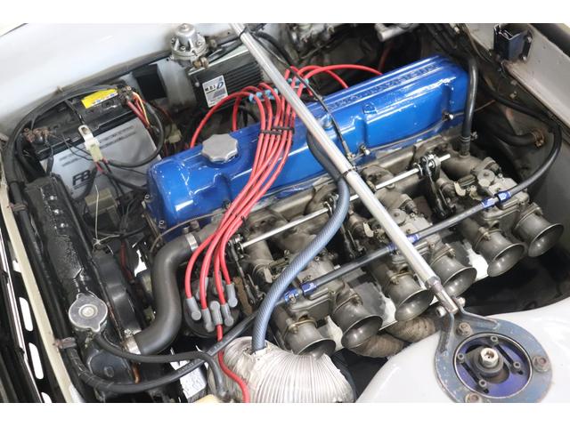 スカイライン 　２０００ＧＴ／ハコスカ／Ｌ２８改３．１Ｌ／亀有鍛造軽量ピストン＆コンロッド／純正ＬＤ２８クランクシャフト／ソレックス４４パイ／タコ足／クラシックバケットシート／ブリッツ車高調（58枚目）