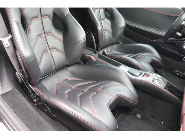 ４５８イタリア ベースグレード　正規ディーラー車／社外クライスジークマフラー／純正フロントリフティング／フロントプロテクションフィルム（バンパー／ボンネット／ミラー／フェンダー）カーボンレーシングシート（66枚目）