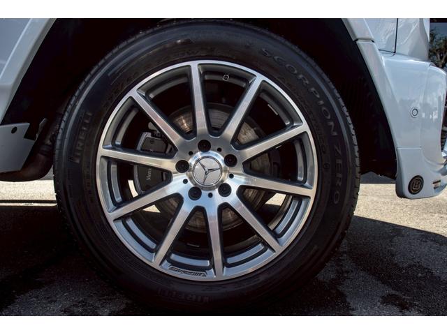 Ｇクラス Ｇ４００ｄ　ＡＭＧライン　Ｇ　ｍａｎｕｆａｋｔｕｒプログラム／ナイトパッケージ仕様／Ｇ６３ｓｔｙｌｅ／Ｇ６３　ＡＭＧホイール／ＬＥＤリップ／電動サイドステップ／ナッパレザーシート／レザーダッシュボード／ベンチレーション／ＳＲ（42枚目）