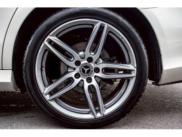 Ｅクラス Ｅ２２０ｄ　アバンギャルド　スポーツ　ダイヤモンドホワイト／レザーエクスクルーシブ／ブルメスターサラウンド／レーダーセフティＰＫＧ／パノラマスライディングルーフ／アンビエントライト／１９ｉｎＡＭＧホイール／３６０度カメラ／（14枚目）