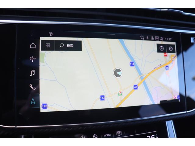 ＲＳ Ｑ８ ベースグレード　左ハンドル／レザーシートＰＫＧ／パノラマＳＲ／ＲＳスポーツエキゾースト／ブラックＡｕｄｉ　ｒｉｎｇｓ＆カーボン／グロスブラックスタイリングＰＫＧ／デコラティブパネル／カーボンツイル（52枚目）