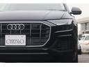Ｑ８ ５５ＴＦＳＩクワトロ　デビューパッケージラグジュアリ　ＴＷＳ２２インチＡＷ／コンフォートアシスタンスＰＫＧ／マトリクスヘッドライト／パワークローズドア／ベンチレーション／地デジフルセグ・ＴＶキャンセラー（5枚目）