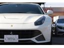 Ｆ１２ベルリネッタ 　正規Ｄ車／サスペンションリフター／リアビューカメラ／カーボン／２０インチＡＷ（5枚目）