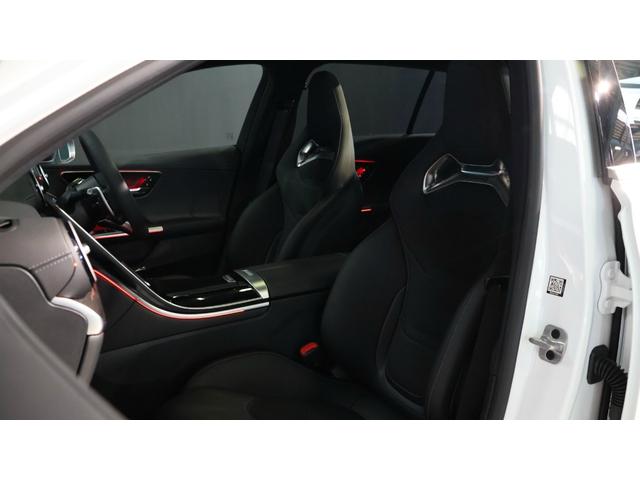 Ｃクラスステーションワゴン Ｃ６３　Ｓ　Ｅ　パフォーマンス　ステーションワゴン　レーダーセーフティＰ　ＡＭＧパフォーマンスＰ　ＡＭＧカーボンＰ　パノラミックＳ／Ｒ　ＭＢＵＸ　ＡＲナビゲーション　ヘッドアップディスプレイ　Ｂｕｒｍｅｓｔｅｒ３Ｄサウンドシステム　正規認定中古車（8枚目）