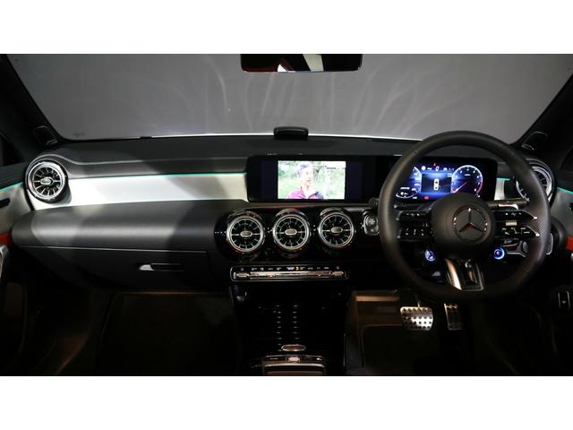 CLAクラス CLA35 4マチック アドバンスドP AMGパフォーマンスP パノラミックSR Burmesterサウンド ヘッドアップディスプレイ 360°カメラ マルチコントロールシートバック AMG RIDE CONTROLサス(6枚目)