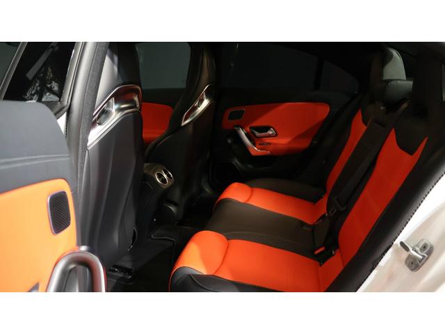 CLAクラス CLA35 4マチック アドバンスドP AMGパフォーマンスP パノラミックSR Burmesterサウンド ヘッドアップディスプレイ 360°カメラ マルチコントロールシートバック AMG RIDE CONTROLサス(12枚目)