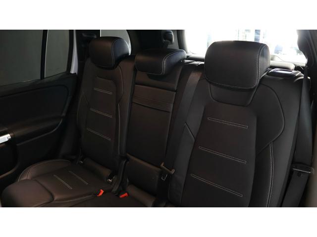 GLB GLB250 4マチック スポーツ レーダーセーフティP 20インチブラックAMGマルチスポークAW アダプティブハイビームアシストプラス アンビエントライト プライバシーガラス レインセンサー 360°カメラシステム 正規認定中古車(11枚目)