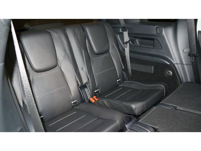 GLB GLB250 4マチック スポーツ レーダーセーフティP 20インチブラックAMGマルチスポークAW アダプティブハイビームアシストプラス アンビエントライト プライバシーガラス レインセンサー 360°カメラシステム 正規認定中古車(13枚目)