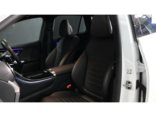 ＧＬＣ ＧＬＣ２２０ｄ　４マチック　ＡＭＧラインパッケージ　レーダーセーフティＰ　パノラミックＳ／Ｒ　後席シートヒーター　ＭＢＵＸ　ＡＲナビゲーション　アダプティブハイビームアシストプラス　アンビエントライトプレミアム　プライバシーガラス　正規認定中古車（8枚目）
