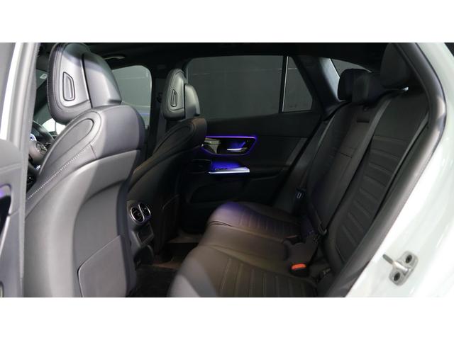 ＧＬＣ ＧＬＣ２２０ｄ　４マチック　ＡＭＧラインパッケージ　レーダーセーフティＰ　パノラミックＳ／Ｒ　後席シートヒーター　ＭＢＵＸ　ＡＲナビゲーション　アダプティブハイビームアシストプラス　アンビエントライトプレミアム　プライバシーガラス　正規認定中古車（13枚目）