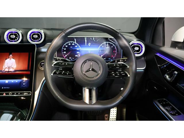 ＧＬＣ ＧＬＣ２２０ｄ　４マチック　ＡＭＧラインパッケージ　レーダーセーフティＰ　パノラミックＳ／Ｒ　後席シートヒーター　ＭＢＵＸ　ＡＲナビゲーション　アダプティブハイビームアシストプラス　アンビエントライトプレミアム　プライバシーガラス　正規認定中古車（16枚目）