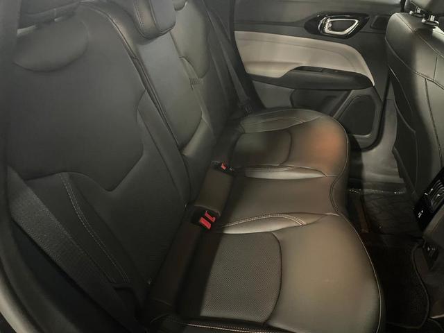ジープ・コンパス リミテッド 新車保証継承 整備付 4WD LEDヘッドライト LEDフロントフォグランプ 純正ナビ ETC アダプティブクルーズコントロール ブラインドスポットモニター アップルカープレイ アンドロイドオート(19枚目)