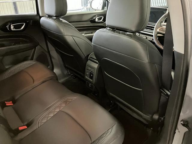 ジープ・コマンダー リミテッド 新車保証継承 整備付 4WD LEDヘッドライト LEDフロントフォグランプ 純正ナビ ETC アダプティブクルーズコントロール ブラインドスポットモニター アップルカープレイ アンドロイドオート(18枚目)