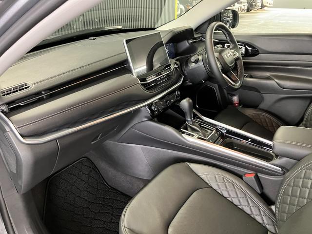 ジープ・コマンダー リミテッド 新車保証継承 整備付 4WD LEDヘッドライト LEDフロントフォグランプ 純正ナビ ETC アダプティブクルーズコントロール ブラインドスポットモニター アップルカープレイ アンドロイドオート(21枚目)