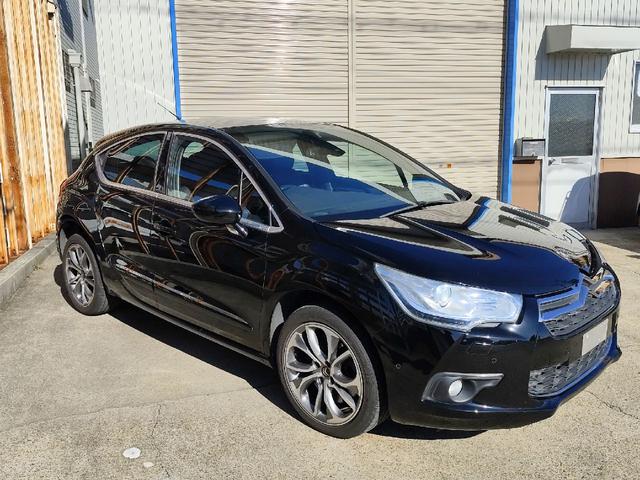 ＤＳ４ スポーツシック　ターボ　６速マニュアル　ＥＴＣ　純正１８インチアルミホイール　クルコン（4枚目）