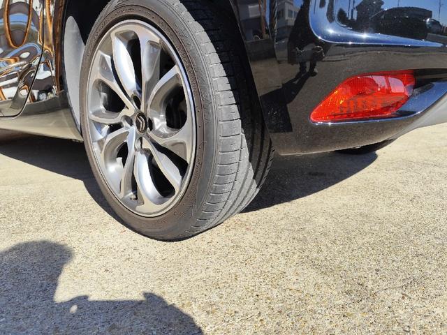 ＤＳ４ スポーツシック　ターボ　６速マニュアル　ＥＴＣ　純正１８インチアルミホイール　クルコン（24枚目）