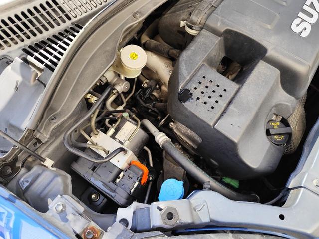 スイフト スポーツ　モンスターＣＰＵ　モンスターリアスポイラー　ＢＬＩＴＺ車高調　ＥＴＣ　ディスプレイオーディオ社外シフトノブ　ＡＭＥ　ＴＲＡＣＥＲ１６インチアルミホイール　ＰＯＴＥＮＺＡ　ＲＥ００４　１９５／５０－１６（31枚目）