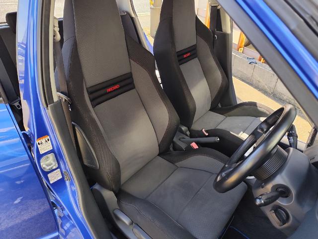 スイフト スポーツ　モンスターＣＰＵ　モンスターリアスポイラー　ＢＬＩＴＺ車高調　ＥＴＣ　ディスプレイオーディオ社外シフトノブ　ＡＭＥ　ＴＲＡＣＥＲ１６インチアルミホイール　ＰＯＴＥＮＺＡ　ＲＥ００４　１９５／５０－１６（32枚目）