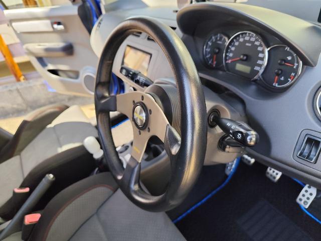 スイフト スポーツ　モンスターＣＰＵ　モンスターリアスポイラー　ＢＬＩＴＺ車高調　ＥＴＣ　ディスプレイオーディオ社外シフトノブ　ＡＭＥ　ＴＲＡＣＥＲ１６インチアルミホイール　ＰＯＴＥＮＺＡ　ＲＥ００４　１９５／５０－１６（47枚目）