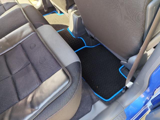 スイフト スポーツ　モンスターＣＰＵ　モンスターリアスポイラー　ＢＬＩＴＺ車高調　ＥＴＣ　ディスプレイオーディオ社外シフトノブ　ＡＭＥ　ＴＲＡＣＥＲ１６インチアルミホイール　ＰＯＴＥＮＺＡ　ＲＥ００４　１９５／５０－１６（55枚目）