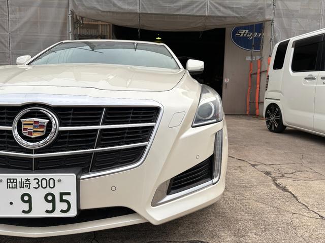 キャデラックCTS エレガンス 車検R9年8月まで/タイヤ・ブレーキパッド前後新品/社外18インチアルミ/ローダウン(車高調)/BOSEサウンドシステム/シートヒーター/シートベンチレーション/ステアリングヒーター/ガラスサンルーフ(8枚目)