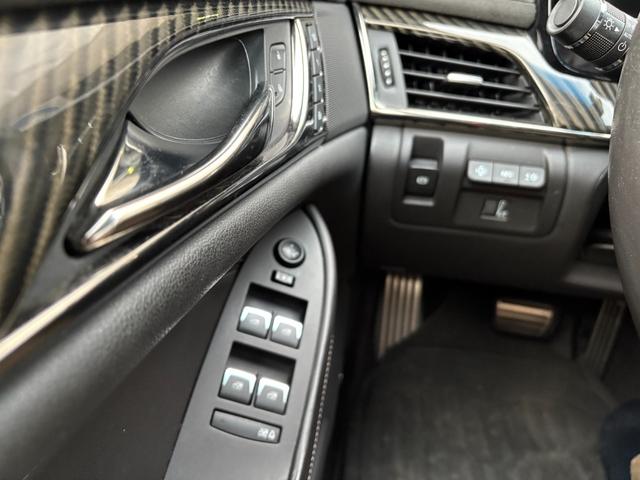 キャデラックCTS エレガンス 車検R9年8月まで/タイヤ・ブレーキパッド前後新品/社外18インチアルミ/ローダウン(車高調)/BOSEサウンドシステム/シートヒーター/シートベンチレーション/ステアリングヒーター/ガラスサンルーフ(21枚目)