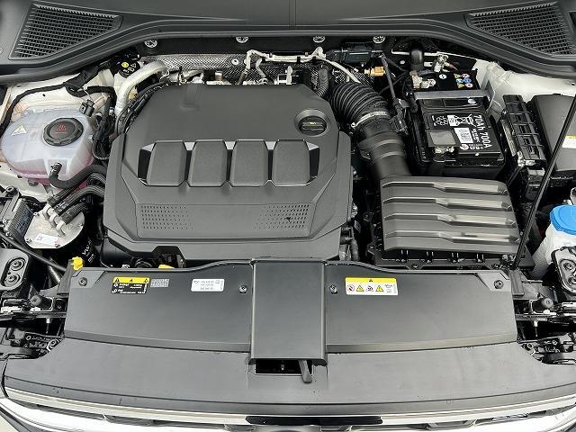 Ｔ－ロック ＴＤＩ　４モーション　Ｒライン　ブラックスタイル　電動テールゲート　ナビゲーションシステム　渋滞時追従支援システム　パークディスタンスコントロール　ＡＣＣ　レーンチェンジアシストシステム　リヤビューカメラ　マトリックスＬＥＤヘッドライト（19枚目）