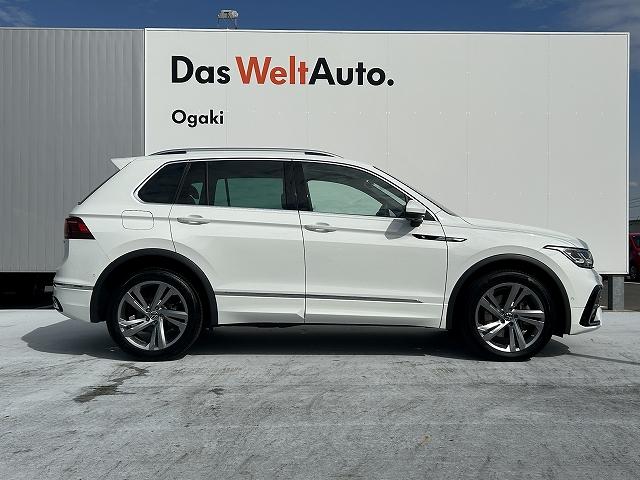 ティグアン ＴＳＩ　４モーション　Ｒライン　電動テールゲート　ナビゲーションシステム　アラウンドビューカメラ　ＡＣＣ　レーンチェンジアシストシステム　プリクラッシュブレーキシステム　マトリックスＬＥＤヘッドライト（4枚目）