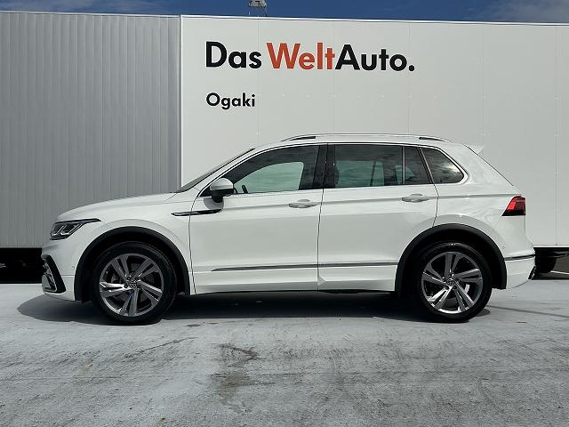 ティグアン ＴＳＩ　４モーション　Ｒライン　電動テールゲート　ナビゲーションシステム　アラウンドビューカメラ　ＡＣＣ　レーンチェンジアシストシステム　プリクラッシュブレーキシステム　マトリックスＬＥＤヘッドライト（8枚目）