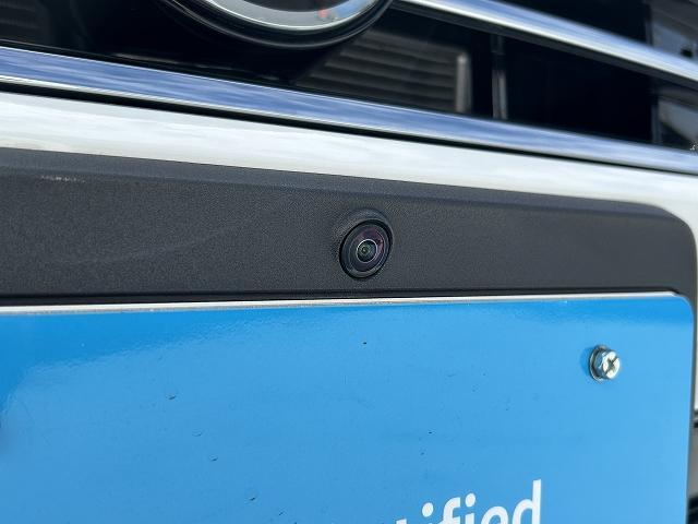 ティグアン ＴＳＩ　４モーション　Ｒライン　電動テールゲート　ナビゲーションシステム　アラウンドビューカメラ　ＡＣＣ　レーンチェンジアシストシステム　プリクラッシュブレーキシステム　マトリックスＬＥＤヘッドライト（12枚目）